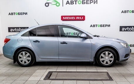 Chevrolet Cruze II, 2009 год, 544 000 рублей, 4 фотография