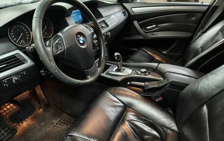 BMW 5 серия, 2009 год, 900 000 рублей, 15 фотография