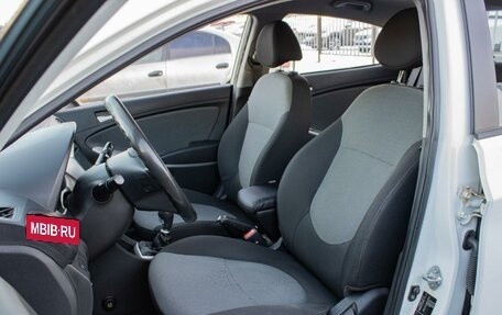 Hyundai Solaris II рестайлинг, 2011 год, 530 000 рублей, 10 фотография