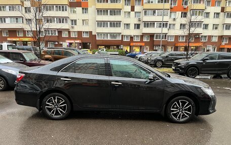 Toyota Camry, 2017 год, 2 480 000 рублей, 3 фотография