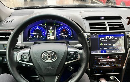 Toyota Camry, 2017 год, 2 480 000 рублей, 9 фотография