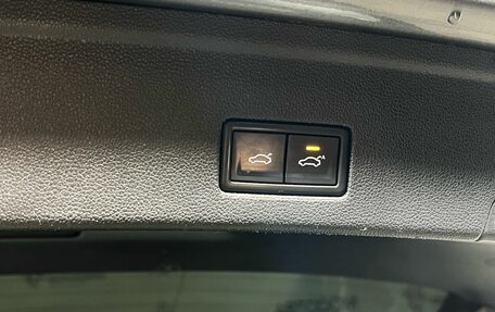 Volkswagen Touareg III, 2019 год, 5 300 000 рублей, 8 фотография