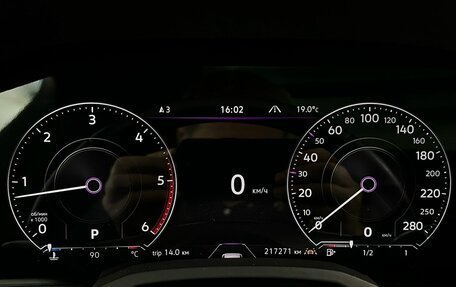 Volkswagen Touareg III, 2019 год, 5 300 000 рублей, 19 фотография