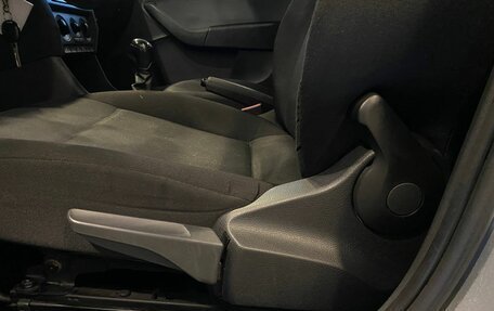 Skoda Rapid I, 2014 год, 913 000 рублей, 32 фотография