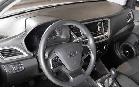 Hyundai Solaris II рестайлинг, 2020 год, 1 453 900 рублей, 3 фотография