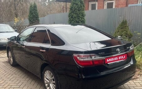 Toyota Camry, 2015 год, 2 150 000 рублей, 2 фотография