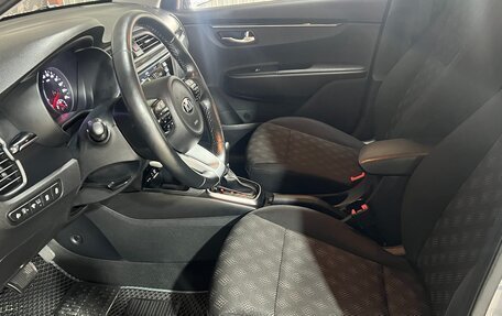 KIA Rio IV, 2019 год, 1 400 000 рублей, 26 фотография