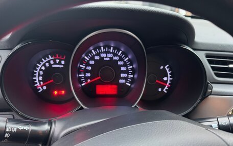 KIA Rio III рестайлинг, 2013 год, 16 фотография