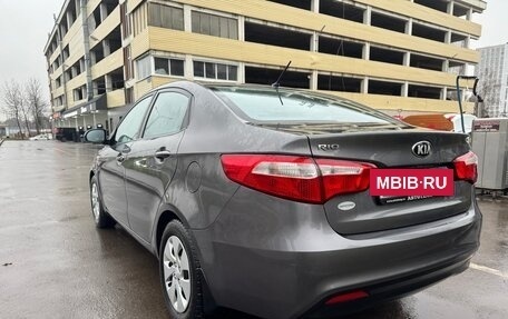 KIA Rio III рестайлинг, 2013 год, 6 фотография