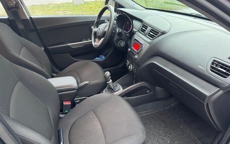 KIA Rio III рестайлинг, 2013 год, 19 фотография