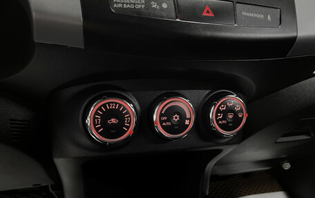 Mitsubishi Outlander III рестайлинг 3, 2010 год, 1 075 000 рублей, 11 фотография