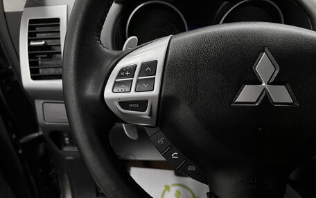 Mitsubishi Outlander III рестайлинг 3, 2010 год, 1 075 000 рублей, 12 фотография