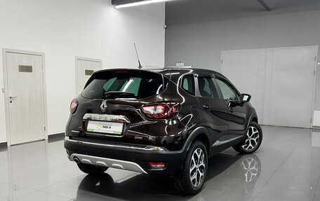 Renault Kaptur I рестайлинг, 2017 год, 1 545 000 рублей, 2 фотография
