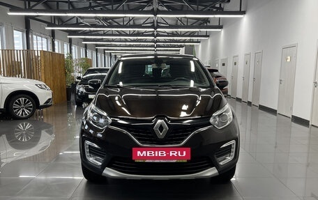 Renault Kaptur I рестайлинг, 2017 год, 1 545 000 рублей, 3 фотография