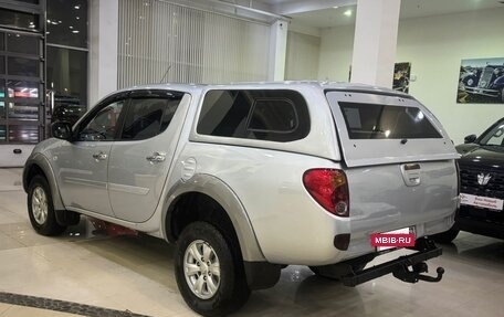 Mitsubishi L200 IV рестайлинг, 2012 год, 1 320 000 рублей, 6 фотография
