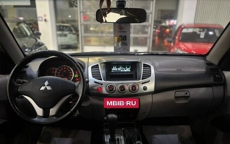 Mitsubishi L200 IV рестайлинг, 2012 год, 1 320 000 рублей, 8 фотография