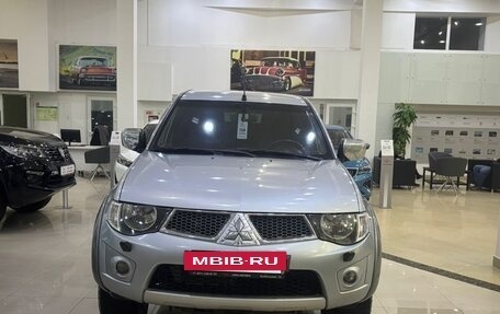Mitsubishi L200 IV рестайлинг, 2012 год, 1 320 000 рублей, 2 фотография