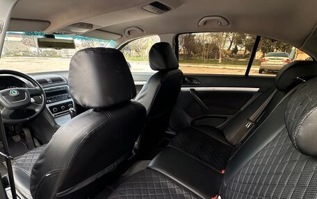 Skoda Octavia, 2011 год, 680 000 рублей, 10 фотография