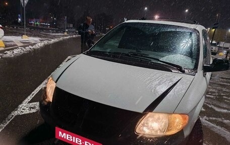 Dodge Caravan IV, 2002 год, 350 000 рублей, 4 фотография