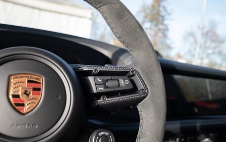 Porsche Cayenne III, 2025 год, 27 000 000 рублей, 16 фотография