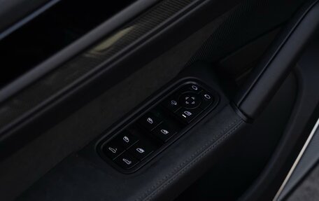 Porsche Cayenne III, 2025 год, 27 000 000 рублей, 27 фотография