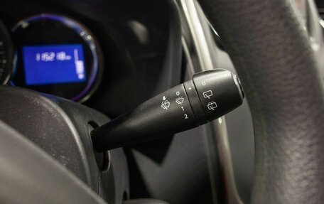 Renault Sandero II рестайлинг, 2014 год, 995 000 рублей, 24 фотография