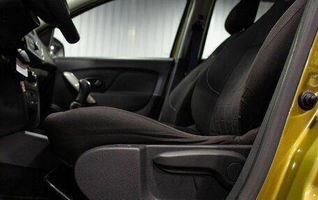 Renault Sandero II рестайлинг, 2014 год, 995 000 рублей, 33 фотография