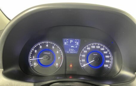 Hyundai Solaris II рестайлинг, 2015 год, 730 000 рублей, 11 фотография