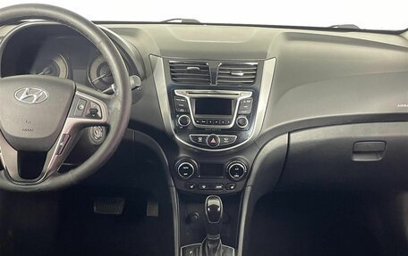 Hyundai Solaris II рестайлинг, 2015 год, 730 000 рублей, 15 фотография