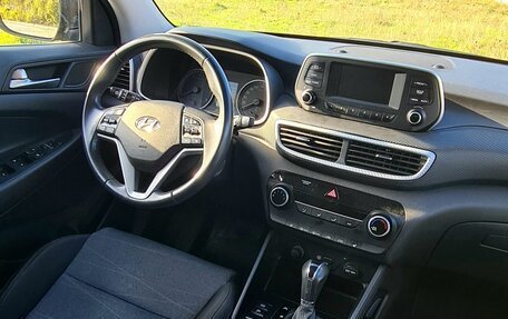 Hyundai Tucson III, 2019 год, 2 100 000 рублей, 20 фотография