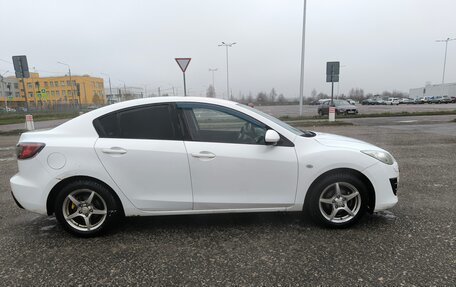 Mazda 3, 2011 год, 680 000 рублей, 2 фотография