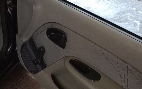 Renault Symbol I, 2004 год, 170 000 рублей, 9 фотография