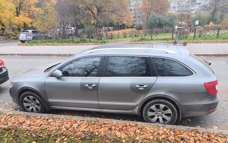 Skoda Superb III рестайлинг, 2011 год, 1 050 000 рублей, 4 фотография