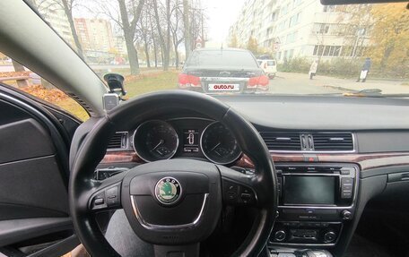 Skoda Superb III рестайлинг, 2011 год, 1 050 000 рублей, 11 фотография