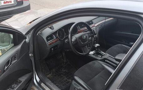 Skoda Superb III рестайлинг, 2011 год, 1 050 000 рублей, 10 фотография