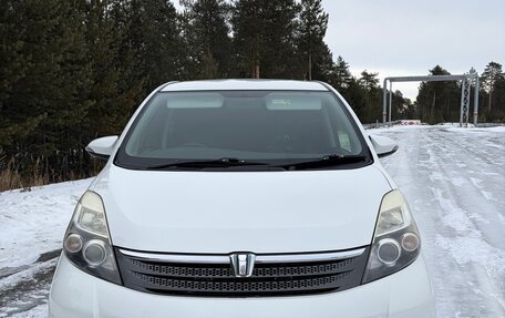 Toyota ISis I, 2013 год, 1 380 000 рублей, 7 фотография