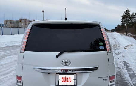 Toyota ISis I, 2013 год, 1 380 000 рублей, 4 фотография