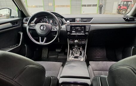 Skoda Superb III рестайлинг, 2016 год, 1 600 000 рублей, 6 фотография