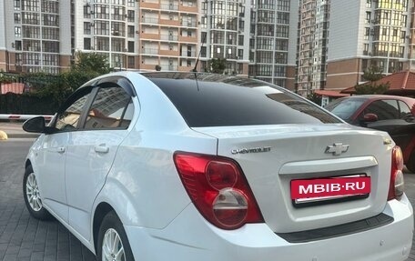 Chevrolet Aveo III, 2013 год, 700 000 рублей, 3 фотография