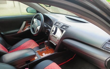 Toyota Camry, 2010 год, 760 000 рублей, 3 фотография