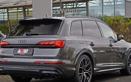 Audi SQ7, 2025 год, 18 000 000 рублей, 4 фотография