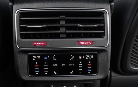 Audi SQ7, 2025 год, 18 000 000 рублей, 26 фотография