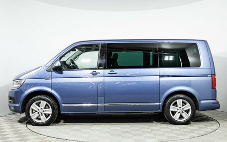 Volkswagen Multivan T6 рестайлинг, 2016 год, 3 700 000 рублей, 8 фотография