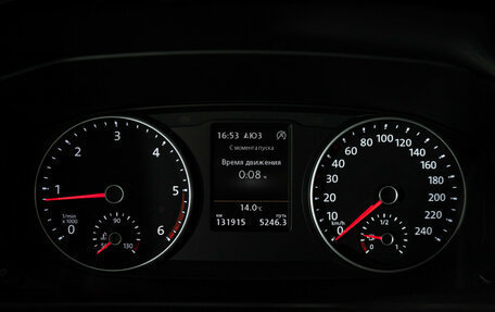 Volkswagen Multivan T6 рестайлинг, 2016 год, 3 700 000 рублей, 12 фотография