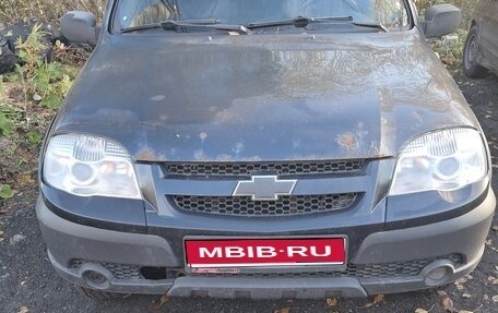 Chevrolet Niva I рестайлинг, 2011 год, 300 000 рублей, 1 фотография