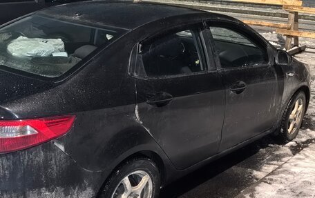 KIA Rio III рестайлинг, 2013 год, 500 000 рублей, 2 фотография