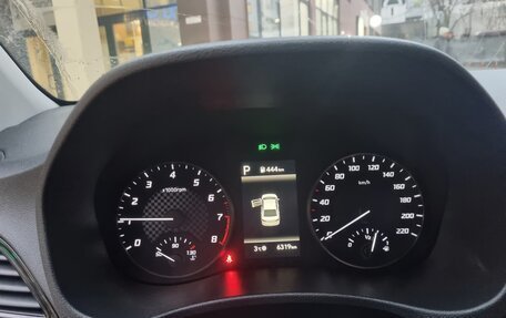 Hyundai Solaris II рестайлинг, 2022 год, 2 200 000 рублей, 7 фотография