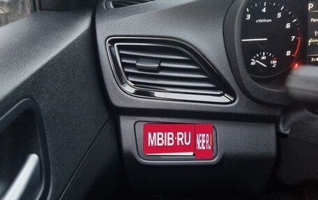 Hyundai Solaris II рестайлинг, 2022 год, 2 200 000 рублей, 11 фотография