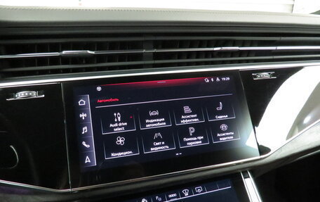 Audi Q8 I, 2021 год, 7 042 000 рублей, 15 фотография