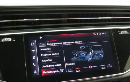 Audi Q8 I, 2021 год, 7 042 000 рублей, 18 фотография